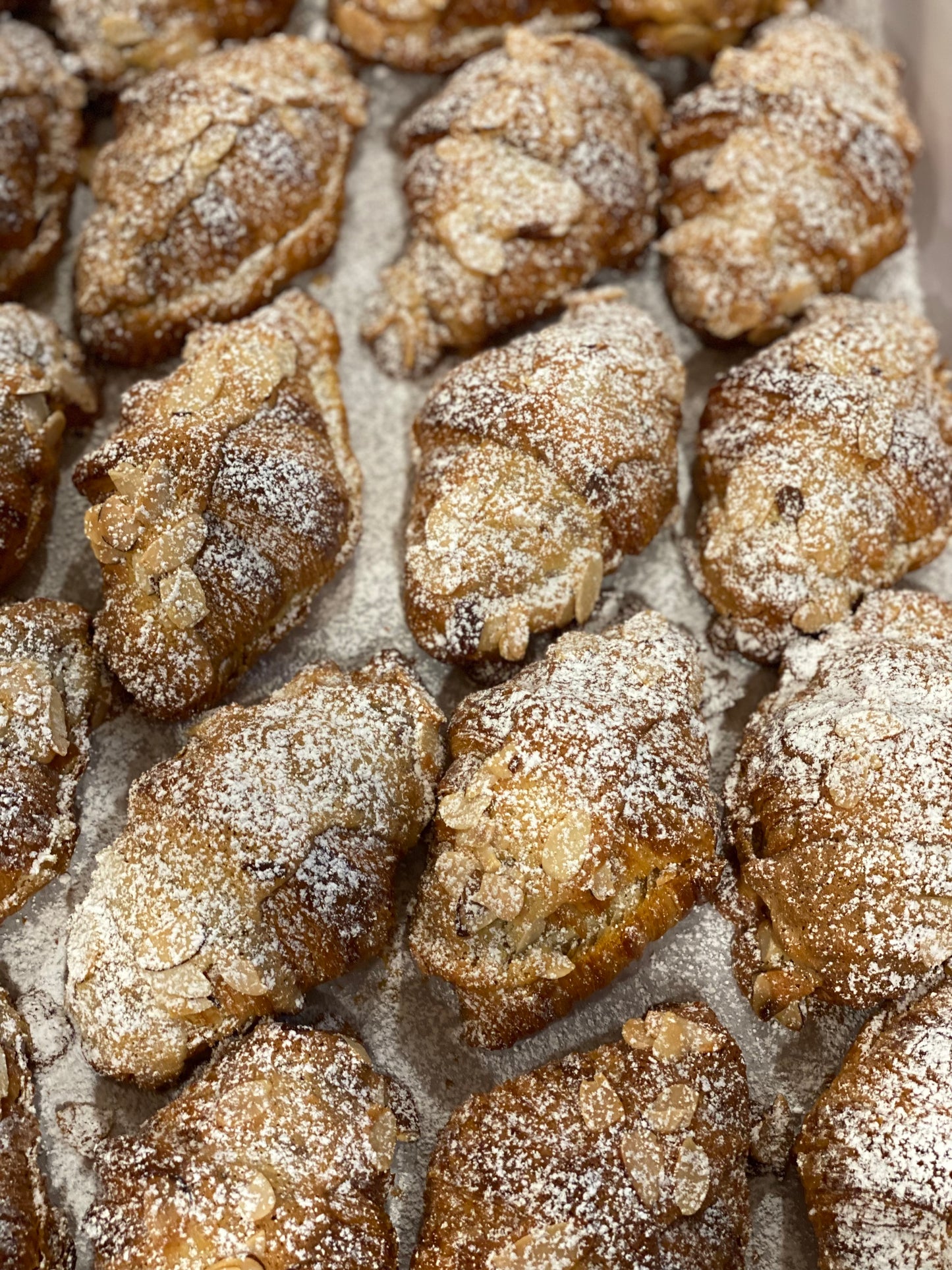 Wholesale Almond Croissant